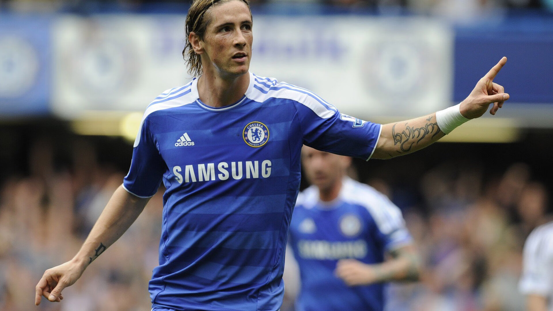 足球解说缺乏“战术数据+实战剪辑”能力